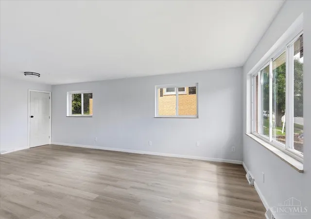 5th image of 5750 Timrick Ct, Cincinnati, OH 45238 | MLS# 1888147