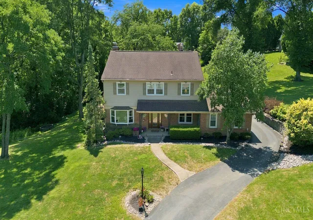 2nd image of 1163 Gleneagles Ct, Cincinnati, OH 45233 | MLS# 1888144