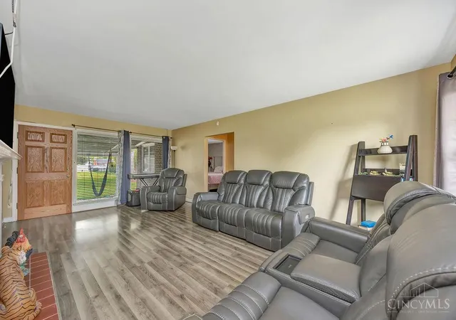 Photo 2 of Single family home for sale at 3723 Benninghofen Ave, Hamilton, OH 45015 | MLS# 1888117 | Listing updated on 2026-08-31