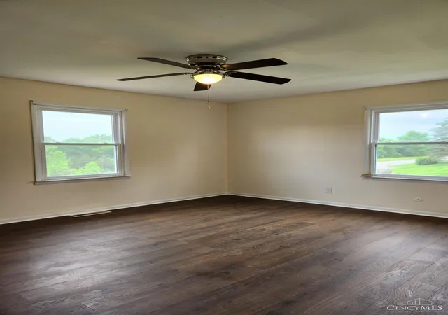 Photo 4 of Single family home for sale at 6740 Fenner Rd, Liberty Twp, OH 45133 | MLS# 1887962 | Listing updated on 2026-10-09