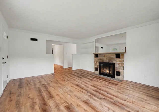 3rd image of 6467 Smith Rd, Goshen Twp, OH 45140 | MLS# 1887931