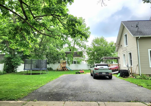 2nd image of 606 Jefferson St, Greenfield, OH 45123 | MLS# 1888030
