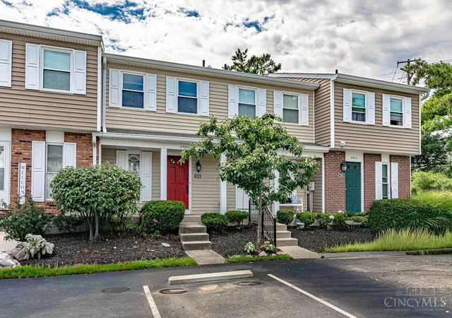 1st image of 2946 Millbank Row, Maineville, OH 45039 | MLS# 1888165