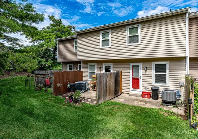 2nd image of 2946 Millbank Row, Maineville, OH 45039