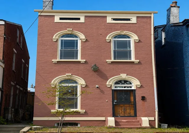 1st image of 926 Findlay St, Cincinnati, OH 45214 | MLS# 1888139