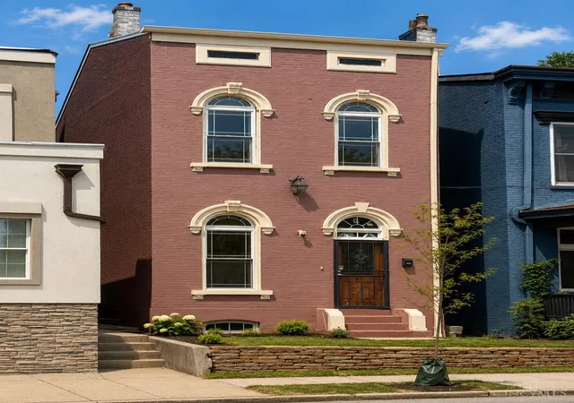 2nd image of 926 Findlay St, Cincinnati, OH 45214 | MLS# 1888139