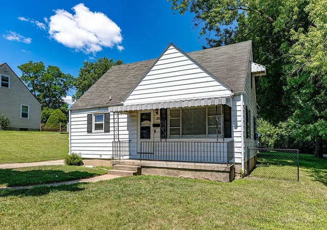 1st image of 26 Carter Ter, Hamilton, OH 45011 | MLS# 1888037