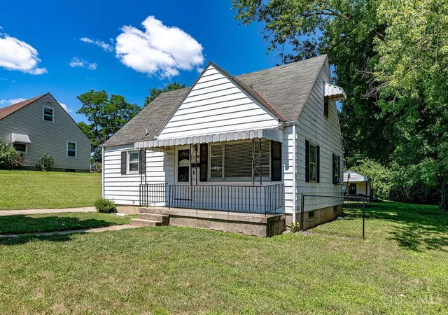 2nd image of 26 Carter Ter, Hamilton, OH 45011 | MLS# 1888037