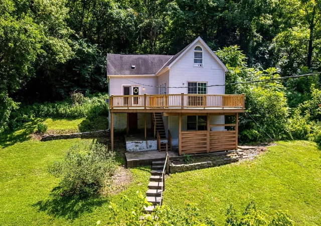 1st image of 181 Market St, Aurora, IN 47001 | MLS# 1888182