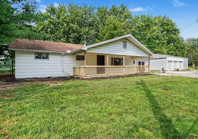 3rd image of 1649 Main St W, Feesburg, OH 45119 | MLS# 1888213
