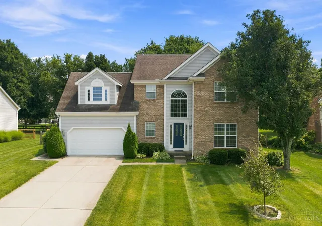 2nd image of 920 Paul Vista Dr, Loveland, OH 45140 | MLS# 1888187