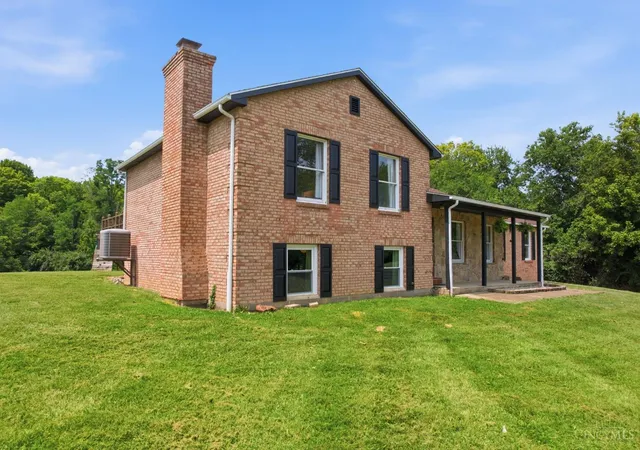 Photo 3 of Sale Pending at 1907 Laurel Lindale Rd, Monroe Twp, OH 45157 | MLS# 1887499 | Listing updated on 2026-09-04