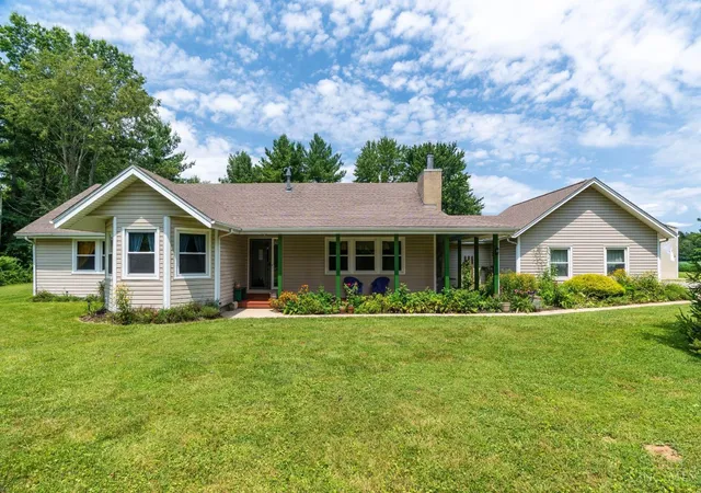 Photo 3 of Sale Pending at 6370 Manila Rd, Goshen Twp, OH 45122 | MLS# 1888233 | Listing updated on 2026-08-26