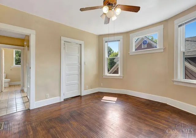 Listing Photo 5 - Condo for sale in building located at 1831 W N Bend Rd, Cincinnati, OH 45224