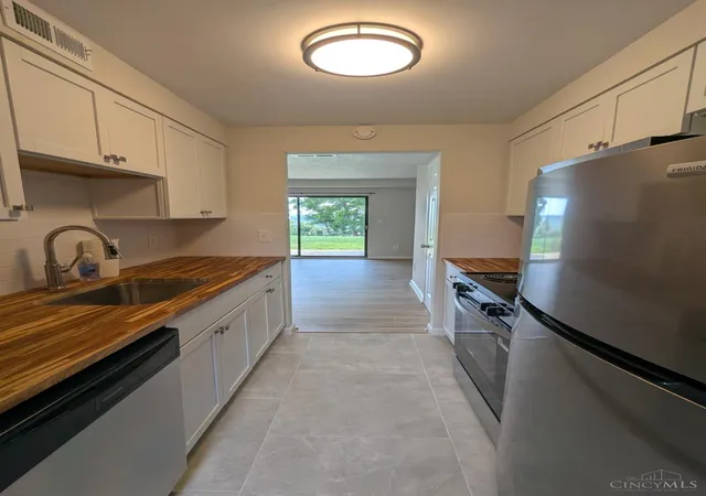 3rd image of 355 Grand Ave #105, Cincinnati, OH 45205 | MLS# 1888197