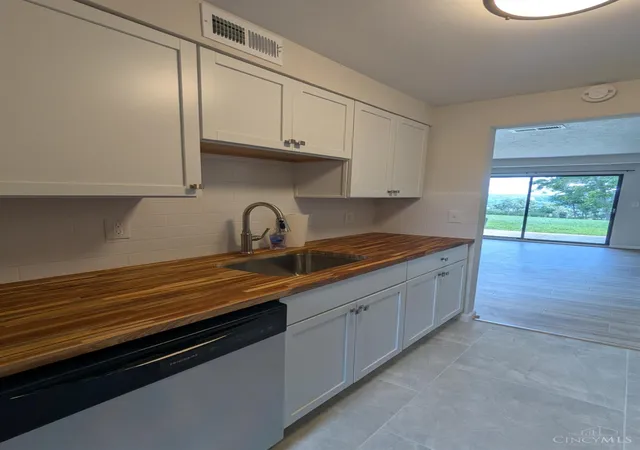 4th image of 355 Grand Ave #105, Cincinnati, OH 45205 | MLS# 1888197