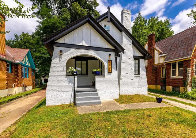 2nd image of 5520 Davies Pl, Cincinnati, OH 45227 | MLS# 1888273