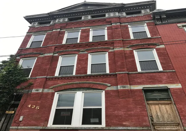 1st image of 425 Whiteman St, Cincinnati, OH 45214 | MLS# 1888290