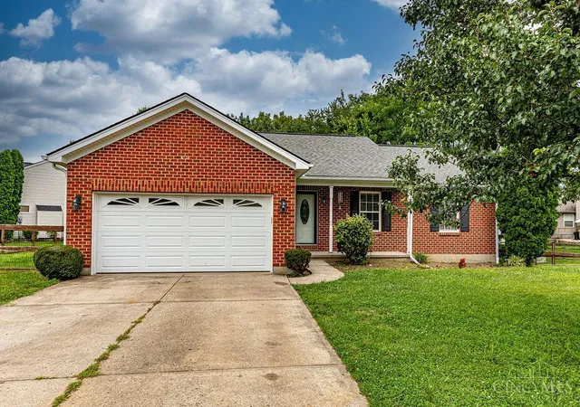 1st image of 1550 Clearbrook Ln, Amelia, OH 45102 | MLS# 1888292