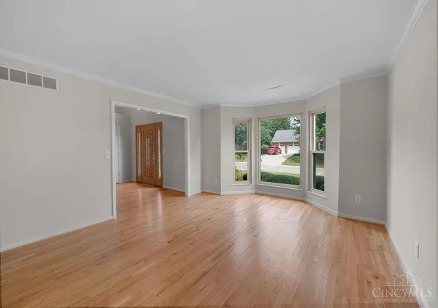 Photo 3 of Single family home for sale at 8092 Thistlewood Dr, West Chester, OH 45069 | MLS# 1888296 | Listing updated on 2026-08-11