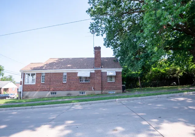 2nd image of 6402 Stover Ave, Golf Manor, OH 45237 | MLS# 1885601