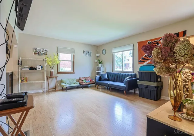 5th image of 2855 Allview Cir, Cincinnati, OH 45238 | MLS# 1887929