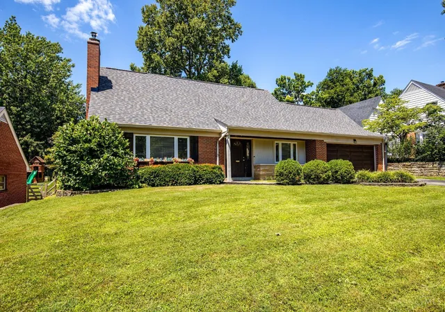 4th image of 6465 Honeysuckle Dr, Cincinnati, OH 45230 | MLS# 1888391