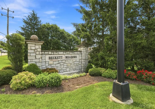 35th image of 8512 Breezewood Court #208, West Chester, OH 45069 | MLS# 1888381
