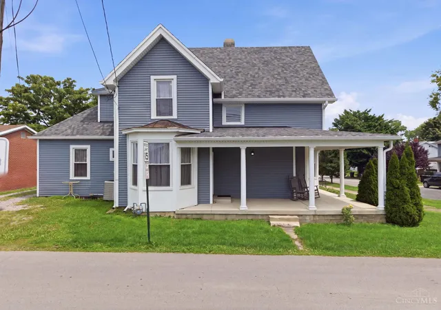 Photo 3 of Single family home for sale at 122 E North St, Hillsboro, OH 45133 | MLS# 1888435 | Listing updated on 2026-10-08