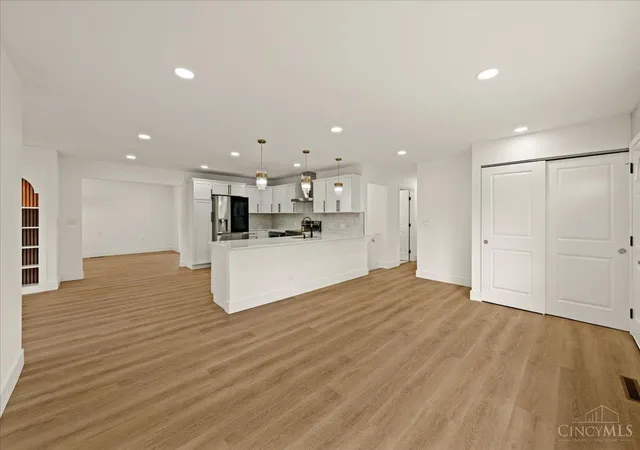 5th image of 9197 Long Ln, Springfield Twp., OH 45231 | MLS# 1888449