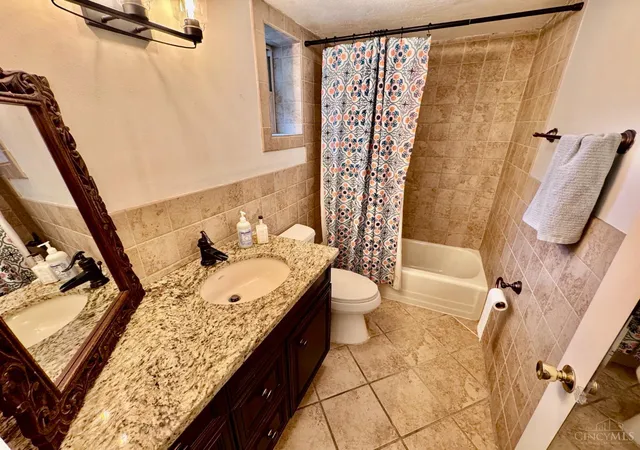Photo 19 of Sale Pending at 1600 Barnsdale Ct, Cincinnati, OH 45230 | MLS# 1888439 | Listing updated on 2026-08-03