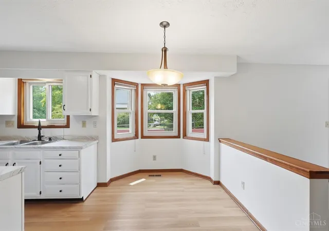 5th image of 3540 Oak Springs Dr, Fairfield Twp, OH 45011 | MLS# 1888171
