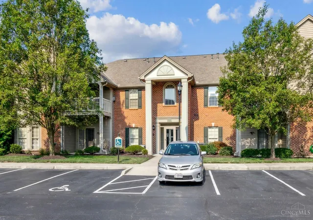1st image of 8021 Pinnacle Point Dr #204, West Chester, OH 45069 | MLS# 1888472
