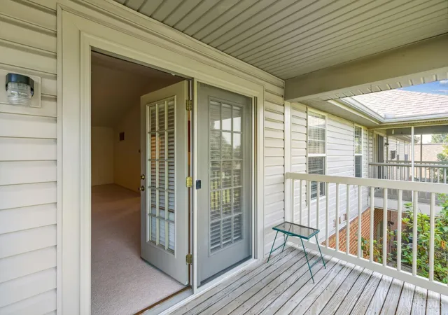 3rd image of 8021 Pinnacle Point Dr #204, West Chester, OH 45069 | MLS# 1888472