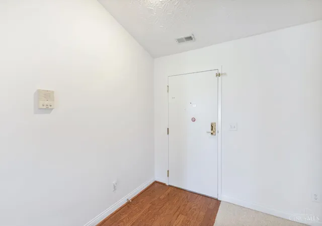 5th image of 8021 Pinnacle Point Dr #204, West Chester, OH 45069 | MLS# 1888472