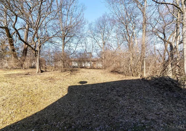 Photo 28 of Multi family home for sale at 3025 Gilbert Ave, Cincinnati, OH 45206 | MLS# 1888493 | Listing updated on 2026-10-16