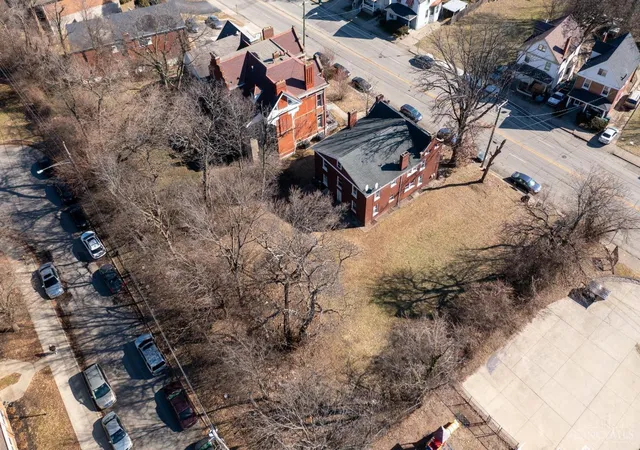 Photo 4 of House for sale at 3025 Gilbert Ave, Cincinnati, OH 45206 | MLS# 1888493 | Listing updated on 2026-09-08