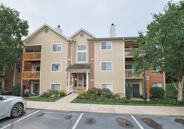 1st image of 979 Cedar Ridge Dr #11, Pierce Twp, OH 45245 | MLS# 1888501