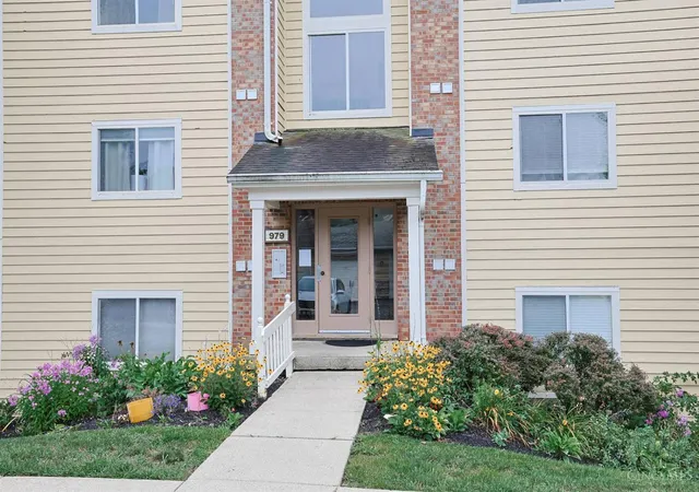 3rd image of 979 Cedar Ridge Dr #11, Pierce Twp, OH 45245 | MLS# 1888501