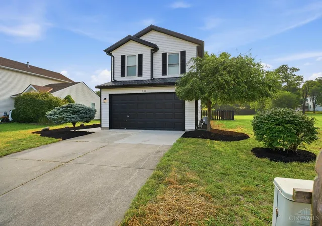 1st image of 944 Fox Croft Pl, Trenton, OH 45067 | MLS# 1888489