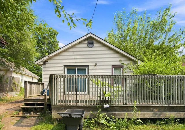 2nd image of 2125 Winona Dr, Middletown, OH 45042 | MLS# 1887966