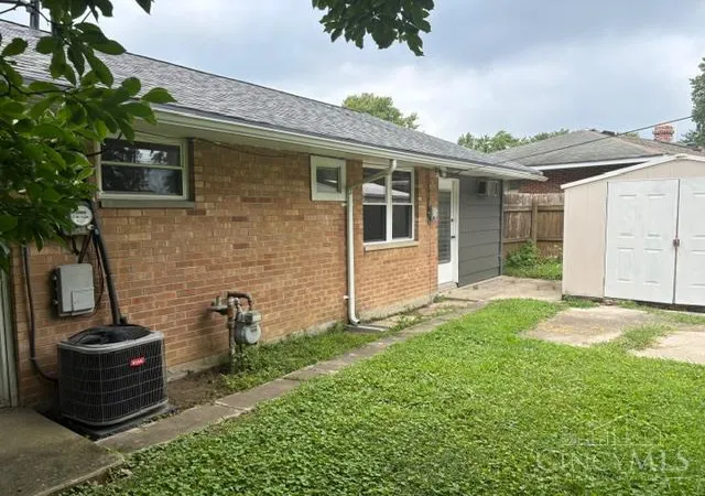 4th image of 230 Kenyon Dr, Wilmington, OH 45177 | MLS# 1888504