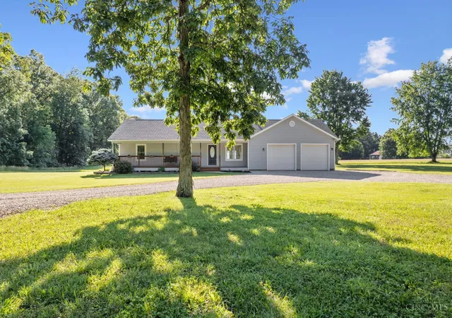 Photo 2 of Single family home for sale at 126 Texas Dr, Jackson Twp, OH 45171 | MLS# 1888471 | Listing updated on 2026-09-26