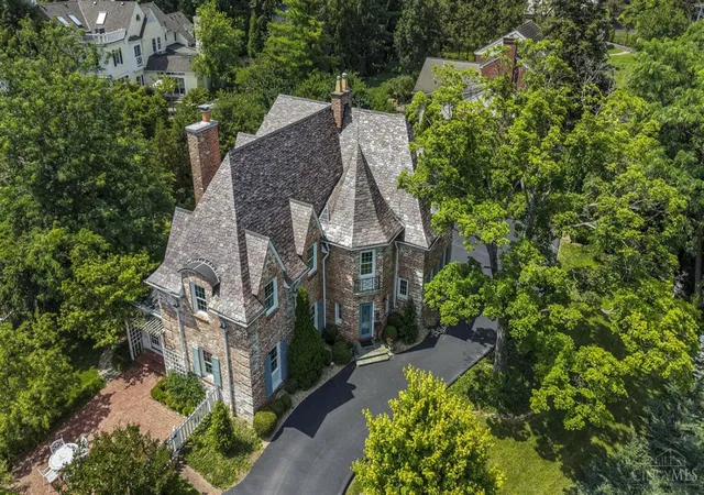image of 1075 Edwards Rd, Cincinnati, OH 45208 | MLS# 1888287