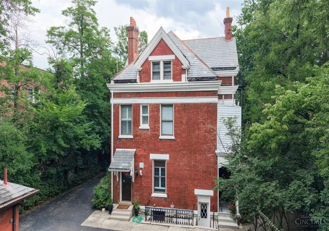 60th image of 445 Ludlow Ave, Cincinnati, OH 45220 | MLS# 1888541