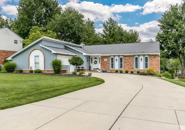 2nd image of 785 Elderwood Dr, Anderson Twp, OH 45255 | MLS# 1888404