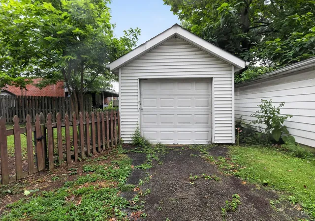 Photo 3 of Single family home for sale at 7412 Elizabeth St, Cincinnati, OH 45231 | MLS# 1887477 | Listing updated on 2026-09-17