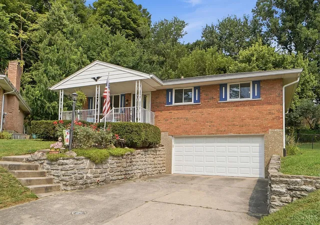 2nd image of 296 Beechridge Dr, Springfield Twp., OH 45216 | MLS# 1888531