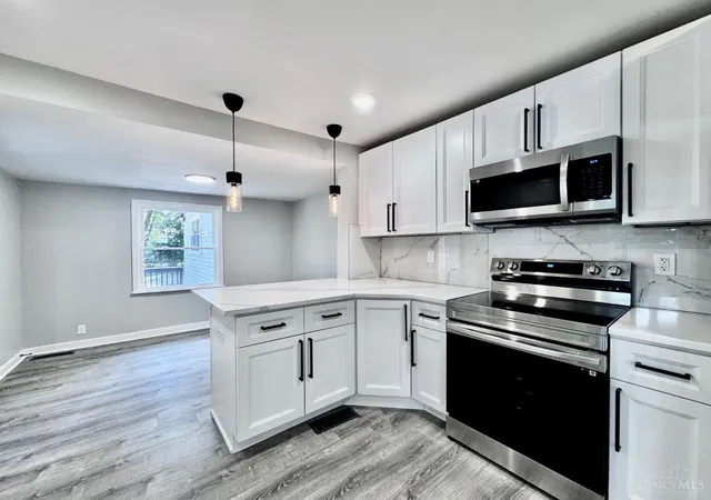 Photo 3 of Sale Pending at 4213 Webster Ave, Deer Park, OH 45236 | MLS# 1888222 | Listing updated on 2026-09-18