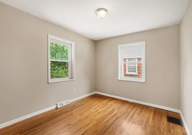Photo 4 of Sale Pending at 4306 Homelawn Ave, Cincinnati, OH 45211 | MLS# 1888014 | Listing updated on 2026-08-26